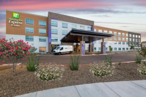 Holiday Inn Express & Suites - Phoenix - Airport North, an IHG Hotel